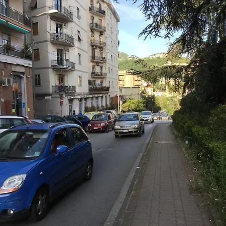 4rooms Free Wi-fi Salerno
