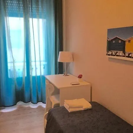 4rooms Free Wi-fi Salerno
