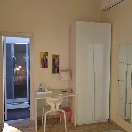 Oda ve Kahvaltı 4rooms Free Wi-fi Salerno