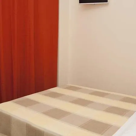 4rooms Free Wi-fi 3*