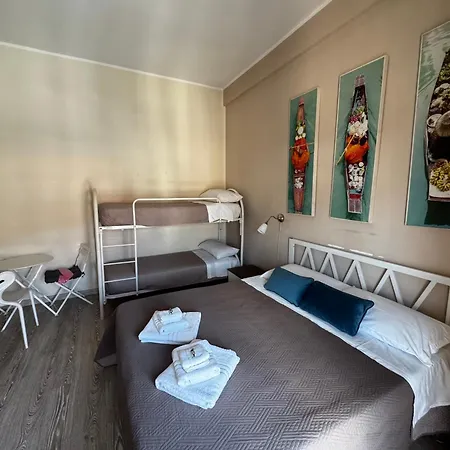 فندق مبيت وإفطار 4rooms Free Wi-fi 4*