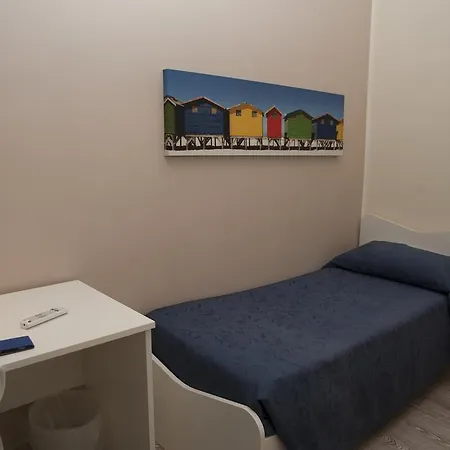 4rooms Free Wi-fi 2* Salerno