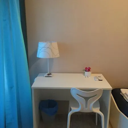 4rooms Free Wi-fi Salerno